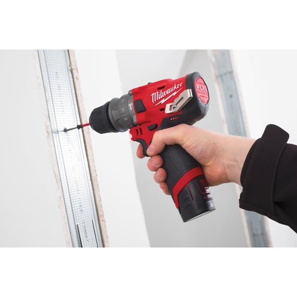 4933464138 Milwaukee M12 FPDXKIT-202X Wiertarko-wkr�tarka udarowa z wymiennym uchwytem FUEL Z ko�c�wkami 