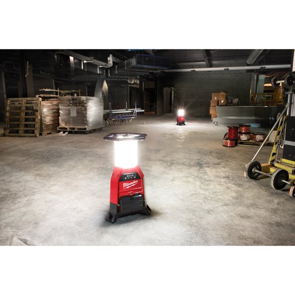 Milwaukee M18 ONESLDP-0  ONE-KEY Lampa strefowa LED 9000lm IP54