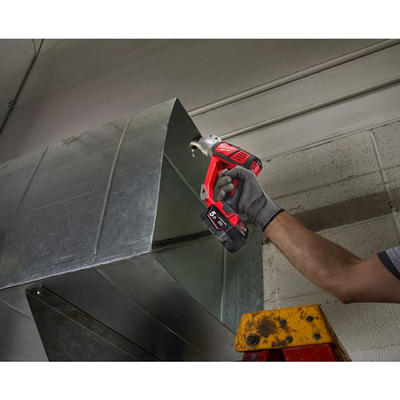 MIlwaukee 18 BMS20-0 Akumulatorowe no�yce do metalu 360�