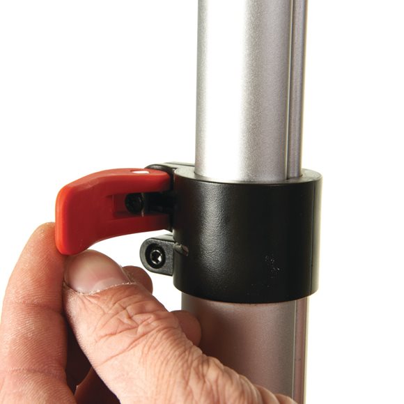Milwaukee M18 HSAL-502B M18™ Lampa stoj�ca LED z �adowark� i bateriami LED 3000lm 