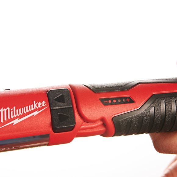 4933440475 Milwaukee  M4D-202B  M4 Wiertarko-wkr�tarka