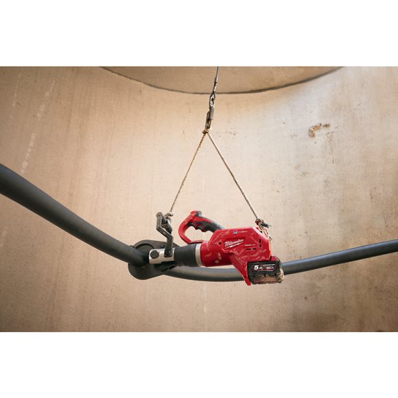 4933459271 Milwaukee M18 HCC75R-502C Obcinak do przewod�w z Pilotem 
