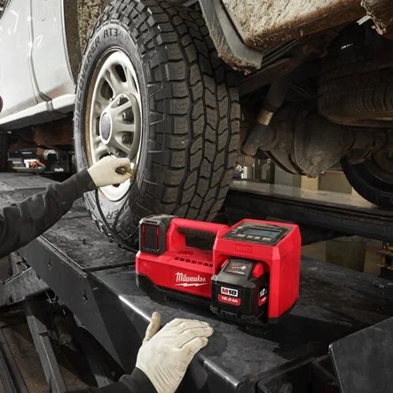 4933478706 MILWAUKEE M18 BI-0 SPRʯARKA KOMPRESOR INFLATOR 