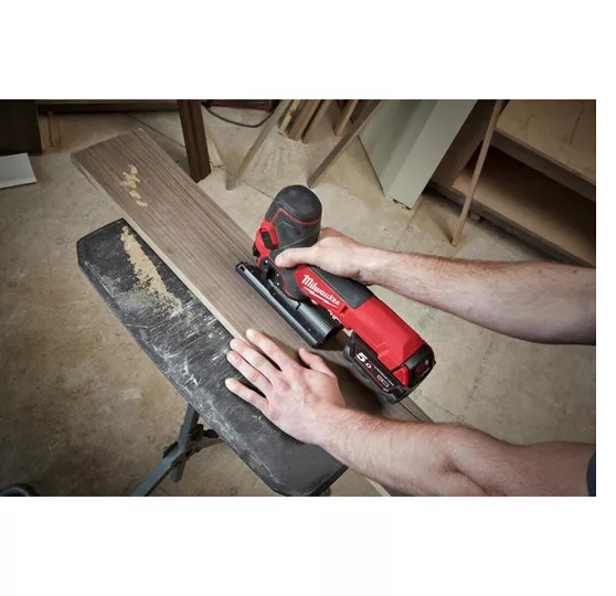Milwaukee Wyrzynarka Aku 2 x 5.0Ah + �adowarka M18 FBJS-502X