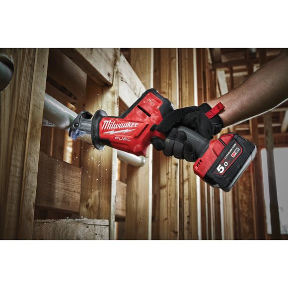 4933459885 Milwaukee M18 FHZ-502X M18 Pilarka Szablowa HACKZALL FUEL 