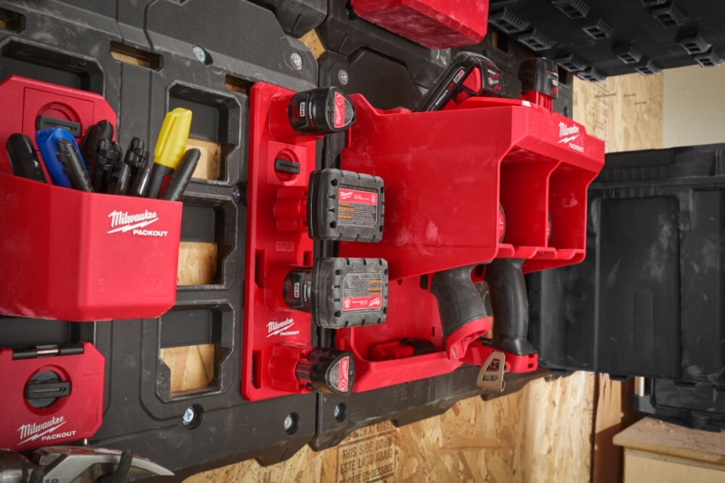 UCHWYT NA AKUMULATORY M12 MILWAUKEE PACKOUT