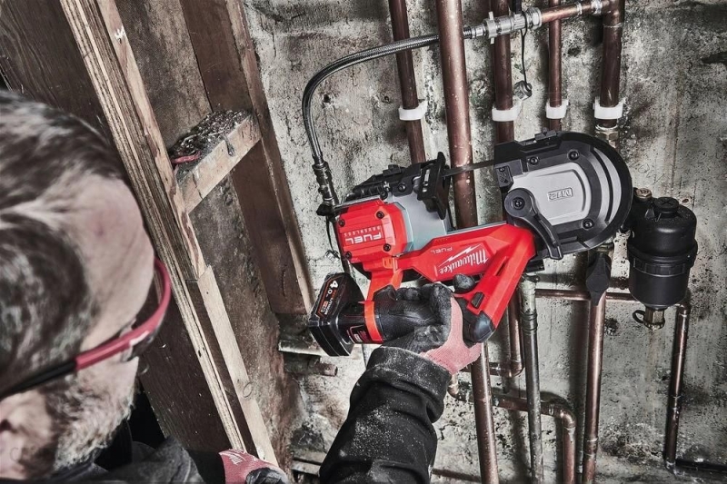 4933478440 MILWAUKEE M12 FBS64-0C pi�a pilarka ta�mowa 12V 