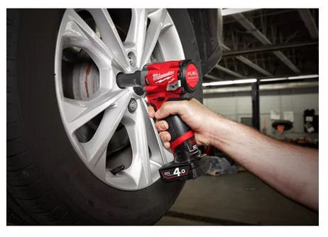 Milwaukee Subkompaktowy Klucz Udarowy M12 339Nm M12FIWF12-422X 4.0Ah 2.0Ah + Ladowarka + Walizka