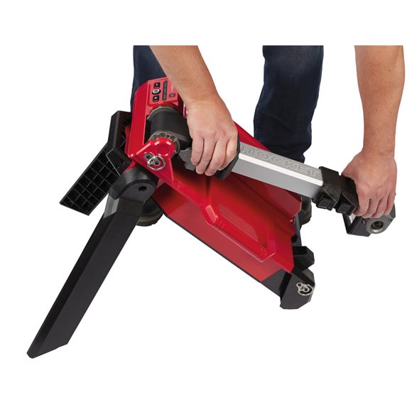 Milwaukee M18 ONERSAL-0 M18™ ONE-KEY™ Lampa stoj�ca LED LED 5400lm IP67