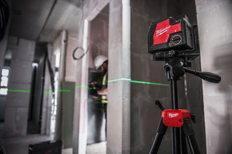 MILWAUKEE LASER KRZY�OWY Poziomica Krzy�owa L4 CLL-301 USB