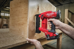 4932492616  MILWAUKEE M18 FNCS18GS Zszywki 15mm 7200szt 18G