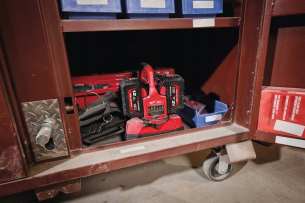 4932480162 Szybka �adowarka 6 port�w M18PC6 Packout Milwaukee