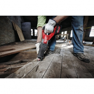 Milwaukee PI�A SZABLASTA Akumulatorowa SUPER SAWZALL M18 FSX-121C M18 12Ah