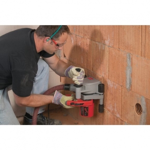 4933383350 Milwaukee  WCS 45 Bruzdownica o mocy 1900W 150 mm (g��boko�� ci�cia 45 mm) 