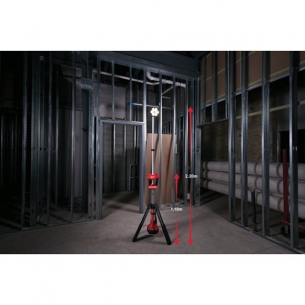 Milwaukee M18 SAL-502B M18  Lampa stoj�ca LED LED 2000lm IP54 LED 2000l  IP54 2 Aku i �adowarka