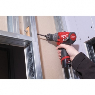 4933464138 Milwaukee M12 FPDXKIT-202X Wiertarko-wkr�tarka udarowa z wymiennym uchwytem FUEL Z ko�c�wkami 