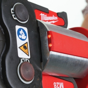Milwaukee M18 BLHPT-202C Zaciskarka bezszczotkowa