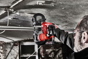 4933478440 MILWAUKEE M12 FBS64-0C piła pilarka taśmowa 12V