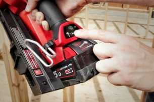 4933471404 GWO�DZIARKA AKUMULATOROWA MILWAUKEE M18 FFN-502C 50-90mm 