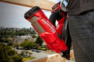 4933471404 GWO�DZIARKA AKUMULATOROWA MILWAUKEE M18 FFN-502C 50-90mm 