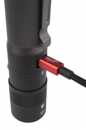 Milwaukee  Latarka akumulatorowa LED 1100 lm L4 TMLED
