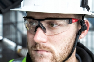 4932478763 MILWAUKEE OKULARY OCHRONNE BEZBARWNE ODPORNE NA ZARYSOWANIA