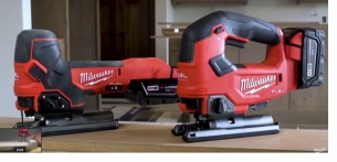 Milwaukee Wyrzynarka Aku 2 x 5.0Ah + �adowarka M18 FBJS-502X