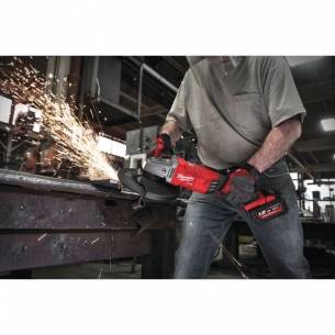 Milwaukee Szlifierka K�towa 230mm Akumulatorowa M18 FLAG230XPDB-121C