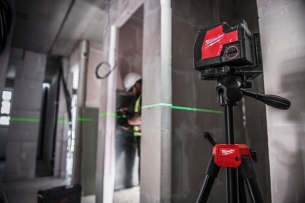 MILWAUKEE LASER KRZY�OWY Poziomica Krzy�owa L4 CLL-301 USB