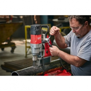 4933451014 Milwaukee MDP 41 Wiertarka magnetyczna z magnesem sta�ym 1200W