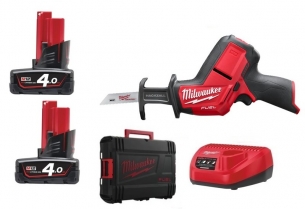 4933446950 Milwaukee M12 CHZ-402X Pi�a szablasta FUEL 2 x Bateria 4.0Ah + �adowarka 